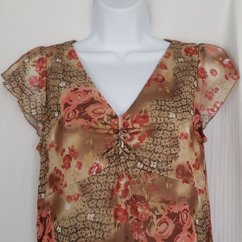 Dress - Picture 4 of 10